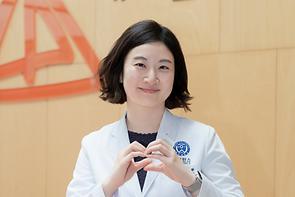 윤보현 교수